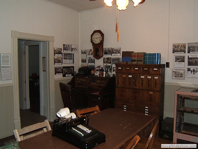 Office<br/> Office<br/>